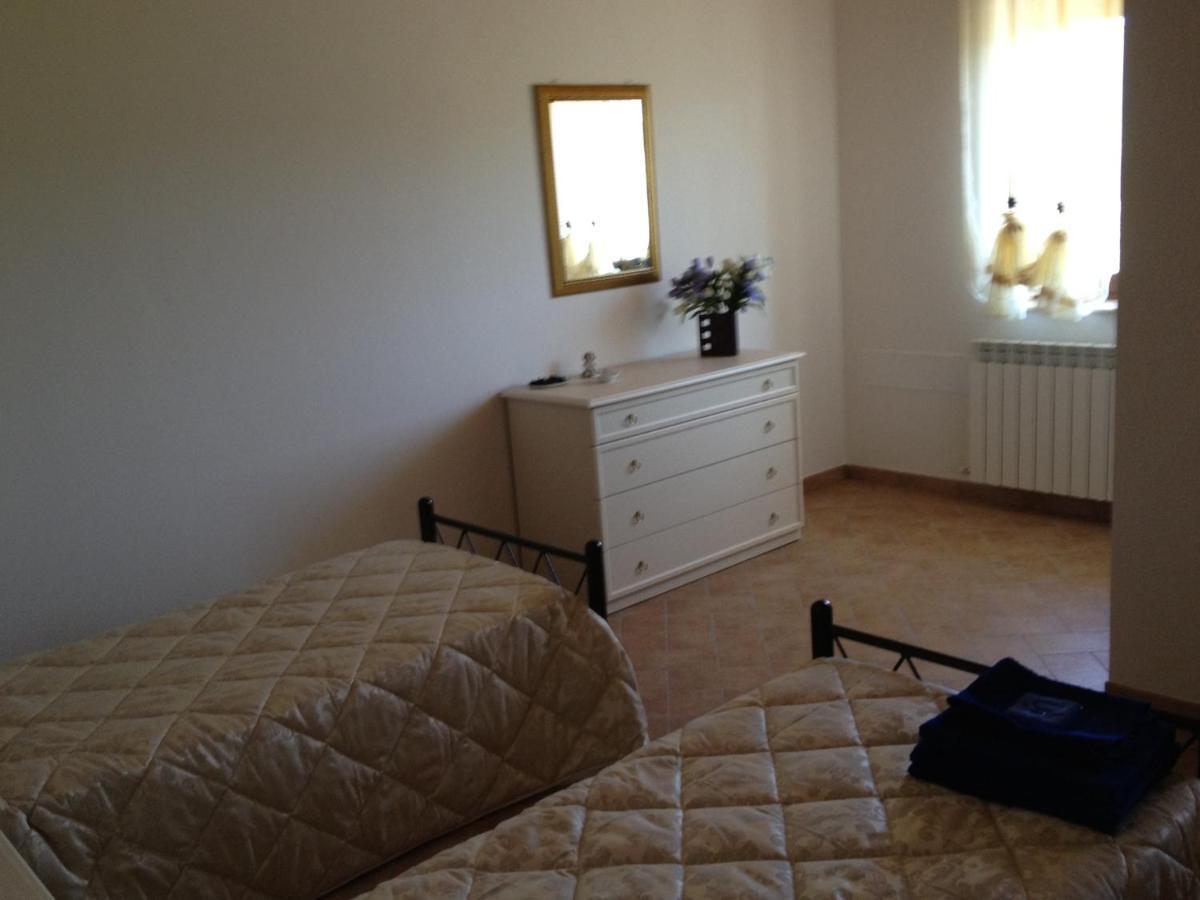 La Collina Dei Ciliegi Villa Camerino Bilik gambar